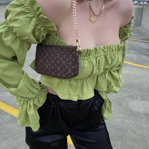 Louis Vuitton Handbags - 🐉SOLD🐉 LOUIS VUITTON MINI LIN CANVAS POCHETTE